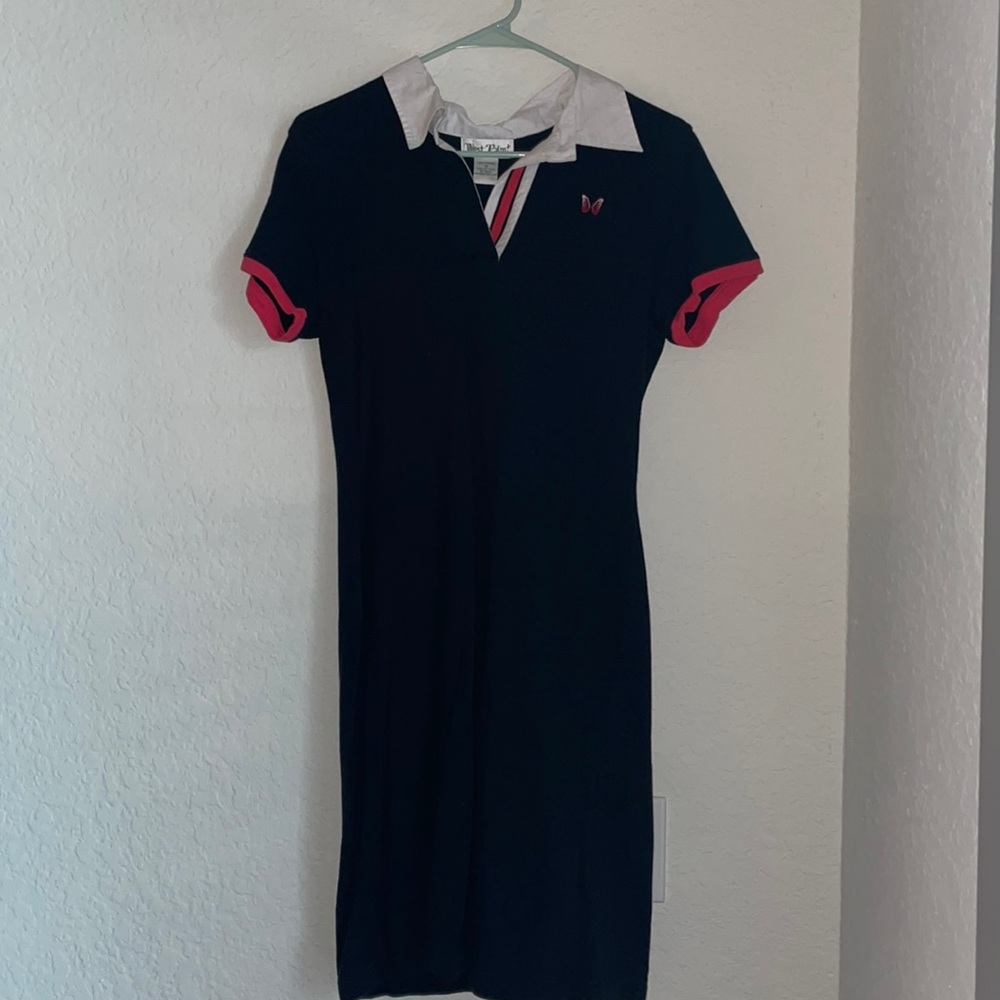 VINTAGE THRIFTED DRESS with COLLAR AND BUTTERFLY